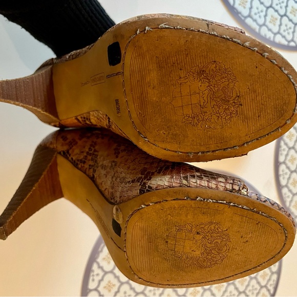 Vince Camuto Snake Skin Animal Print
Boot Open-Toe Heels — Size 7.5 - Picture 4 of 4